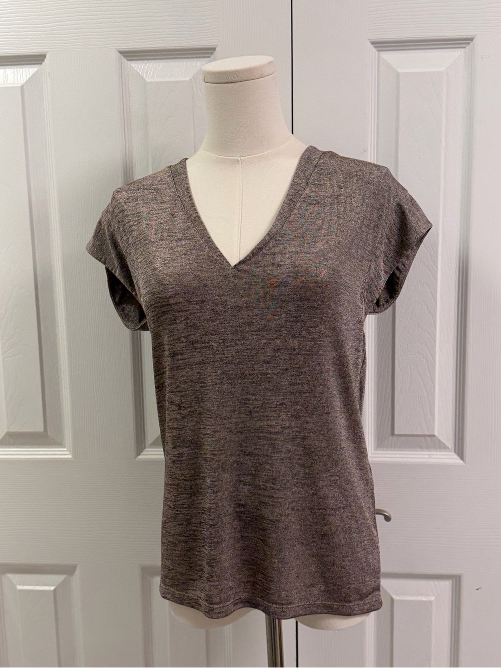 White House Black Market WHBM XXS Brown Black Heathered V-Neck Top
